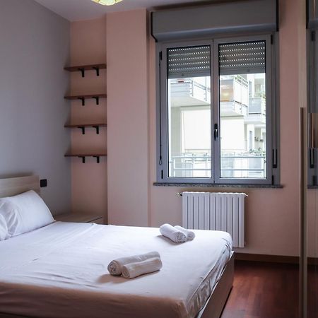 Urban Balcony Hideaway - 3 People Apartment Milano Exterior foto