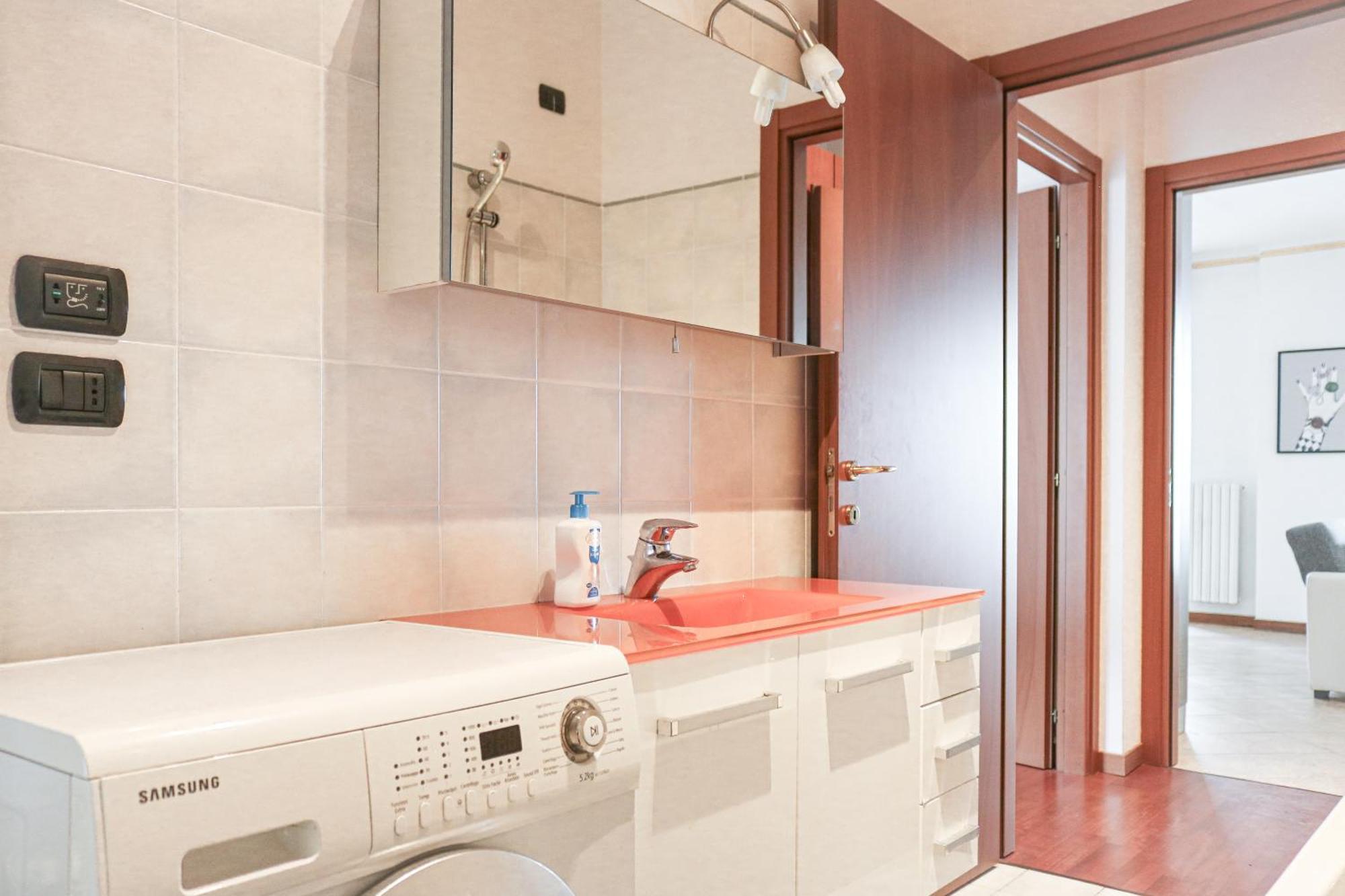 Urban Balcony Hideaway - 3 People Apartment Milano Exterior foto