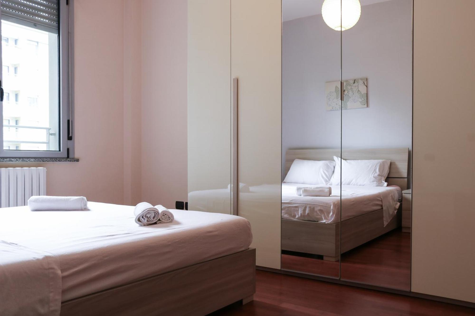 Urban Balcony Hideaway - 3 People Apartment Milano Exterior foto